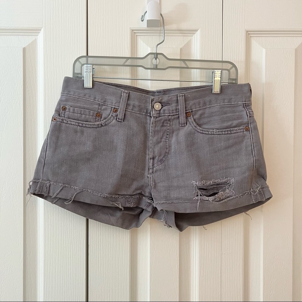 Levi’s 501 distressed shorts